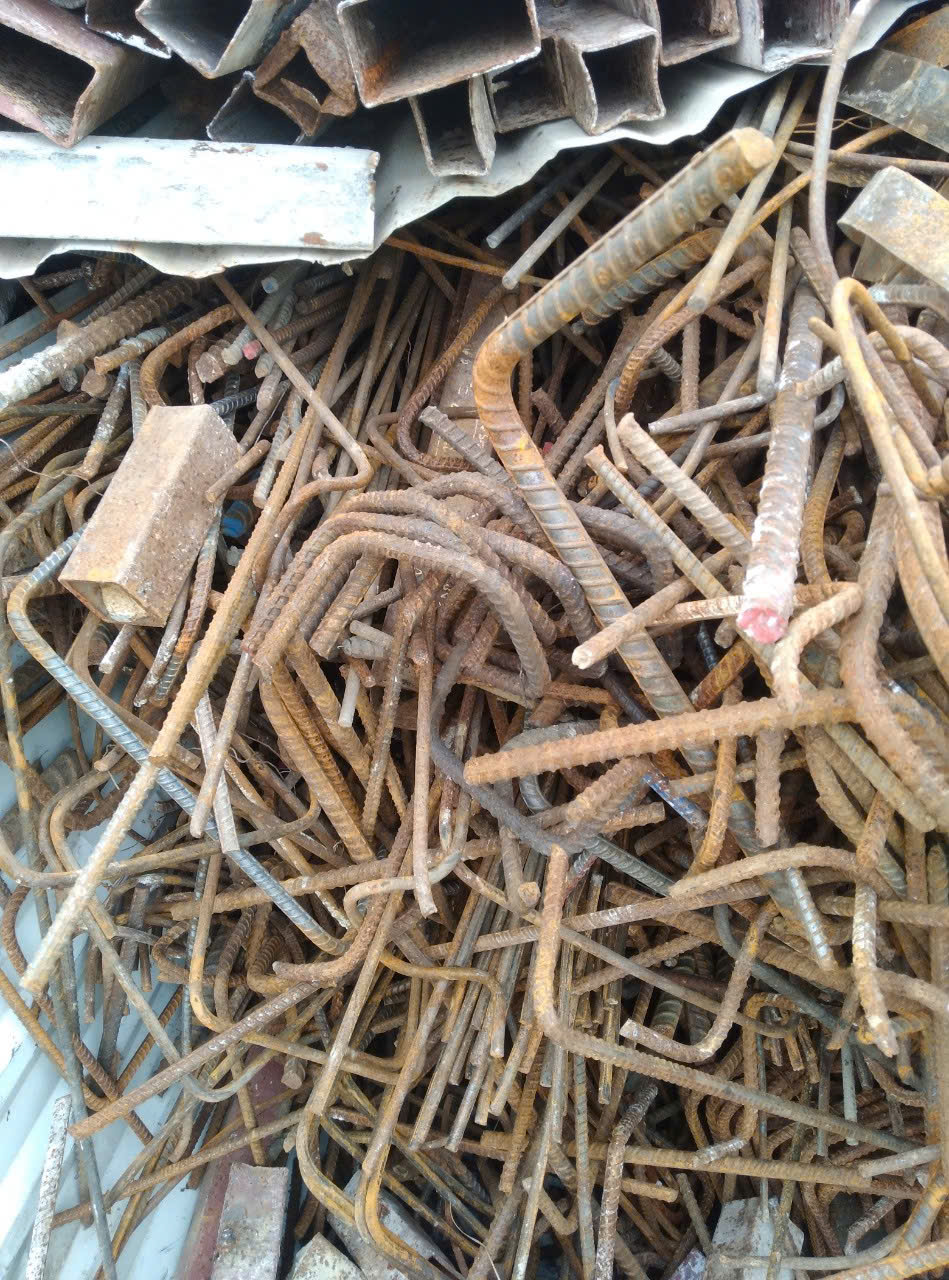 thu mua phế liệu sắt tại Hà Nội